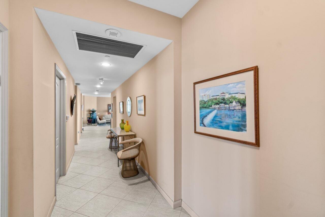 500 SE Mizner Boulevard, Unit A411, Boca Raton, FL 33432 Photo