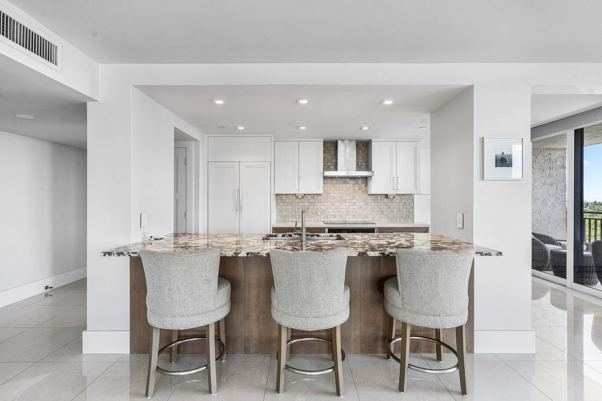 3912 S Ocean Boulevard, Unit 709, Highland Beach, FL 33487 Photo