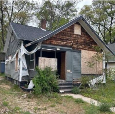 56 E Lincoln Avenue, Muskegon Heights, MI 49444 Main Photo