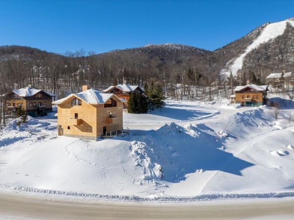 22 Vistas Drive, Unit #1, Killington, VT 05751