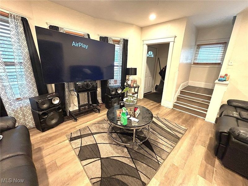 660 E 126th Street, Cleveland, OH 44108 Photo 7