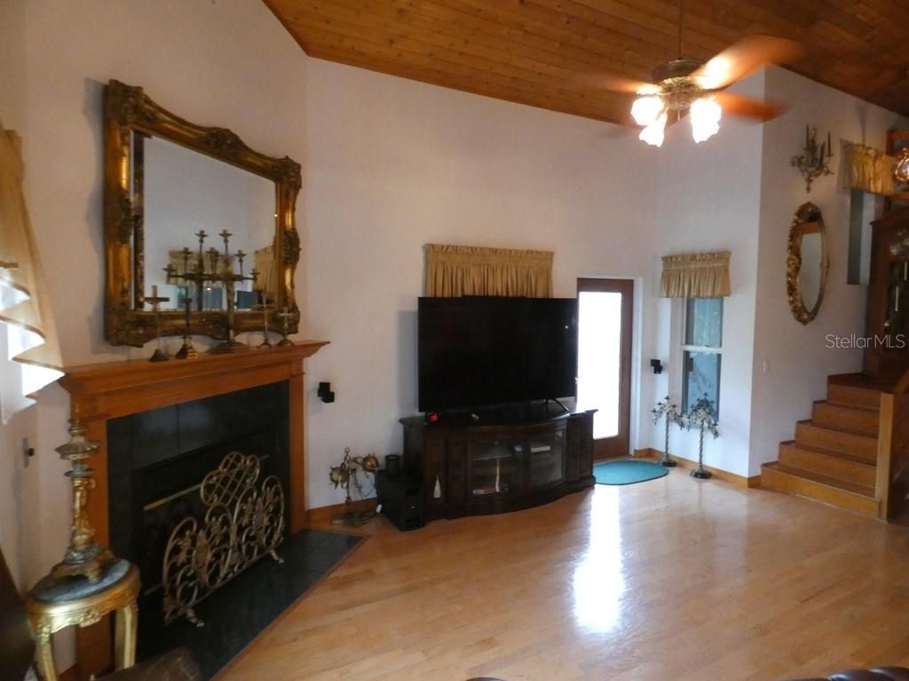 5260 Tuna Lane, Weeki Wachee, FL 34607 Photo