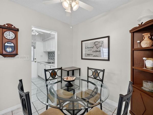 16901 NE 13th Ave, Unit 210, Miami, FL 33162