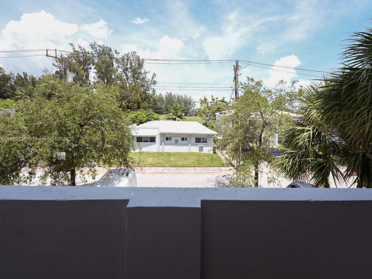 130 S Shore Dr, Unit 3C, Miami Beach, FL 33141 Photo