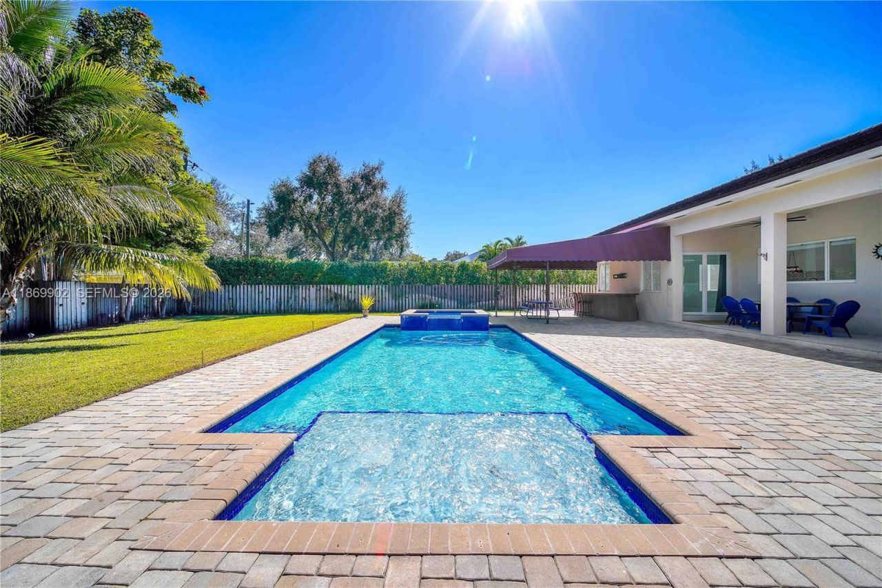 10703 SW 84th Ave, Miami, FL 33156 Photo