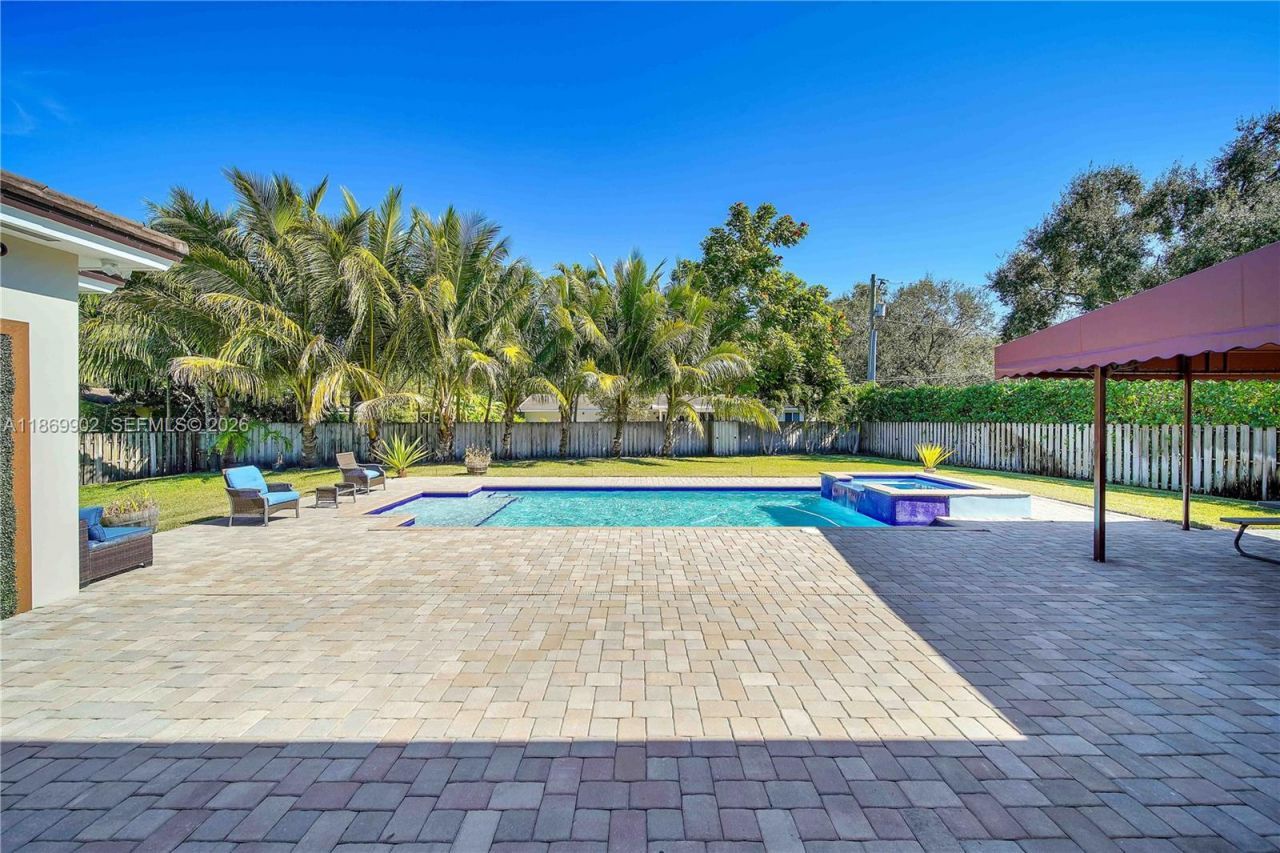 10703 SW 84th Ave, Miami, FL 33156 Photo