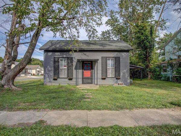 205 Ayres Street, White Hall, IL 62092