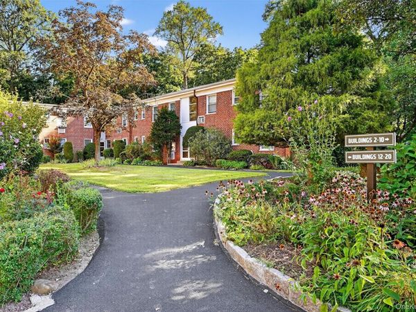 12 Wildwood Road, Unit B20, Hartsdale, NY 10530