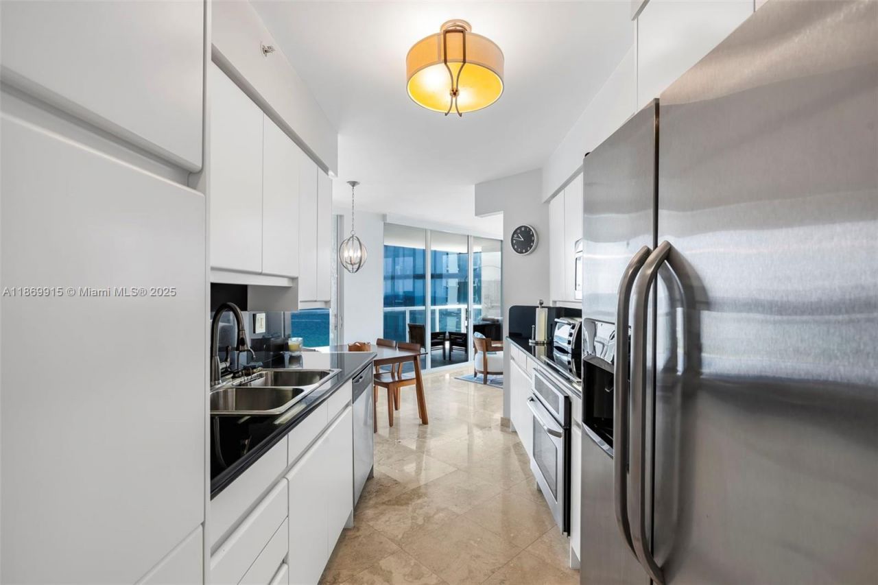 18671 Collins Ave, Unit 1603, Sunny Isles Beach, FL 33160 Photo