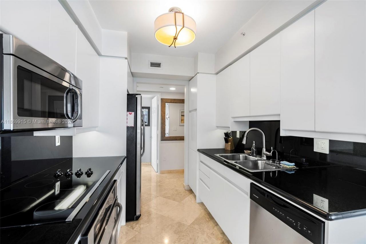 18671 Collins Ave, Unit 1603, Sunny Isles Beach, FL 33160 Photo