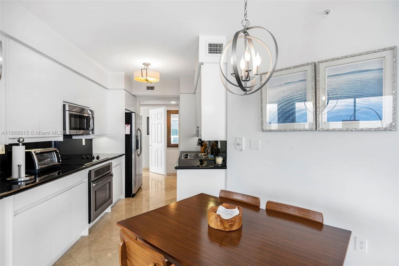 18671 Collins Ave, Unit 1603, Sunny Isles Beach, FL 33160 Photo