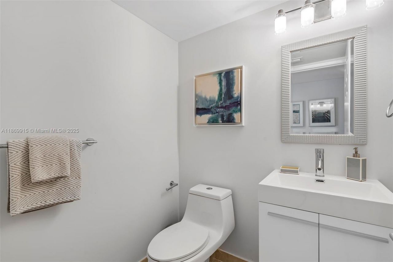 18671 Collins Ave, Unit 1603, Sunny Isles Beach, FL 33160 Photo