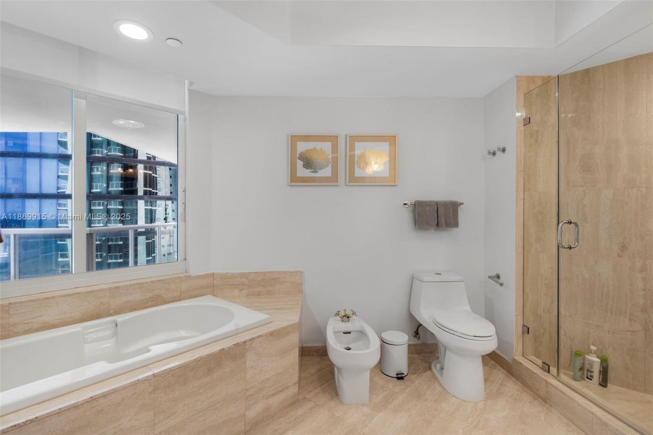 18671 Collins Ave, Unit 1603, Sunny Isles Beach, FL 33160 Photo