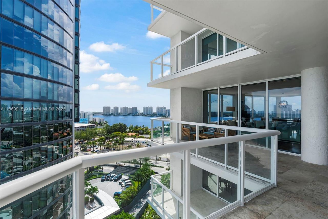 18671 Collins Ave, Unit 1603, Sunny Isles Beach, FL 33160 Photo