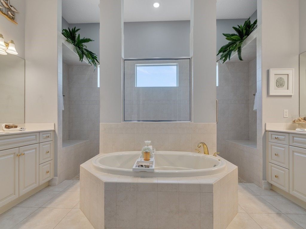 1208 Riverwind Circle, Vero Beach, FL 32967 Photo