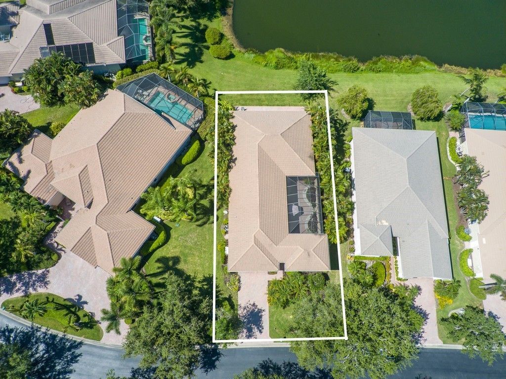 1208 Riverwind Circle, Vero Beach, FL 32967 Photo