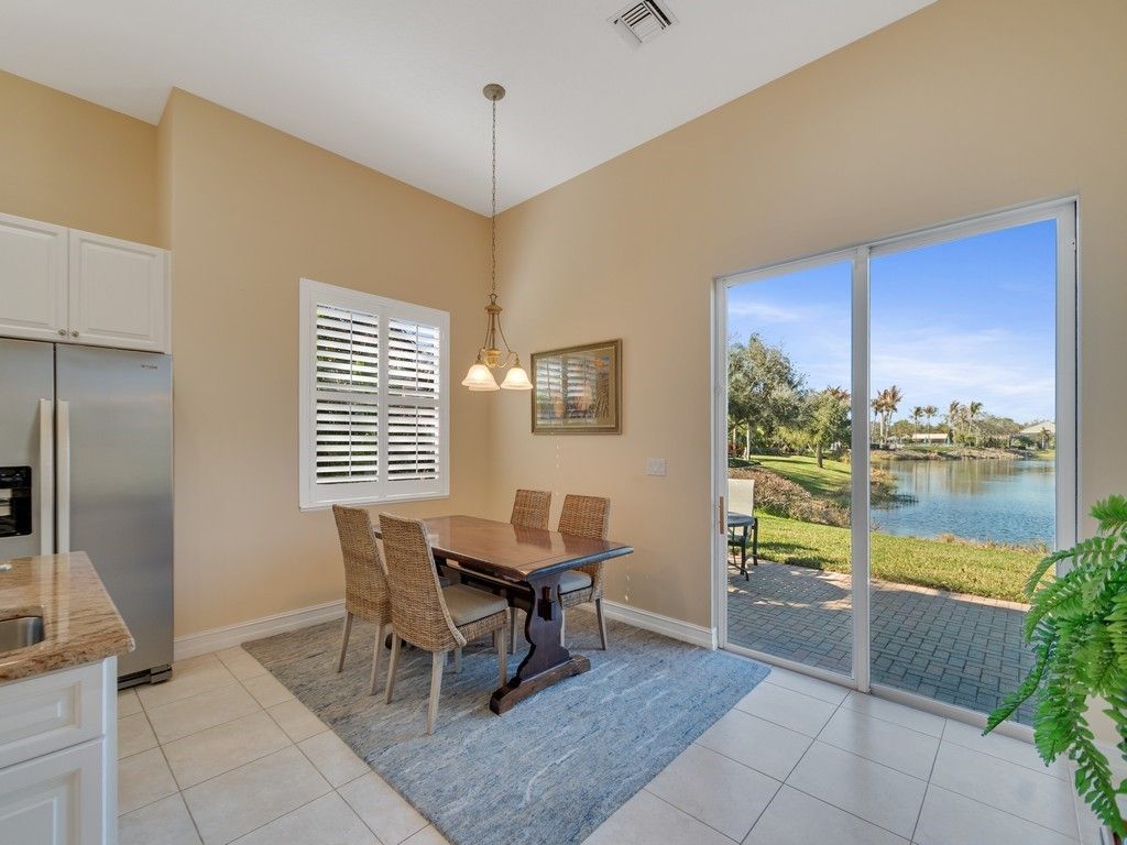 1208 Riverwind Circle, Vero Beach, FL 32967 Photo