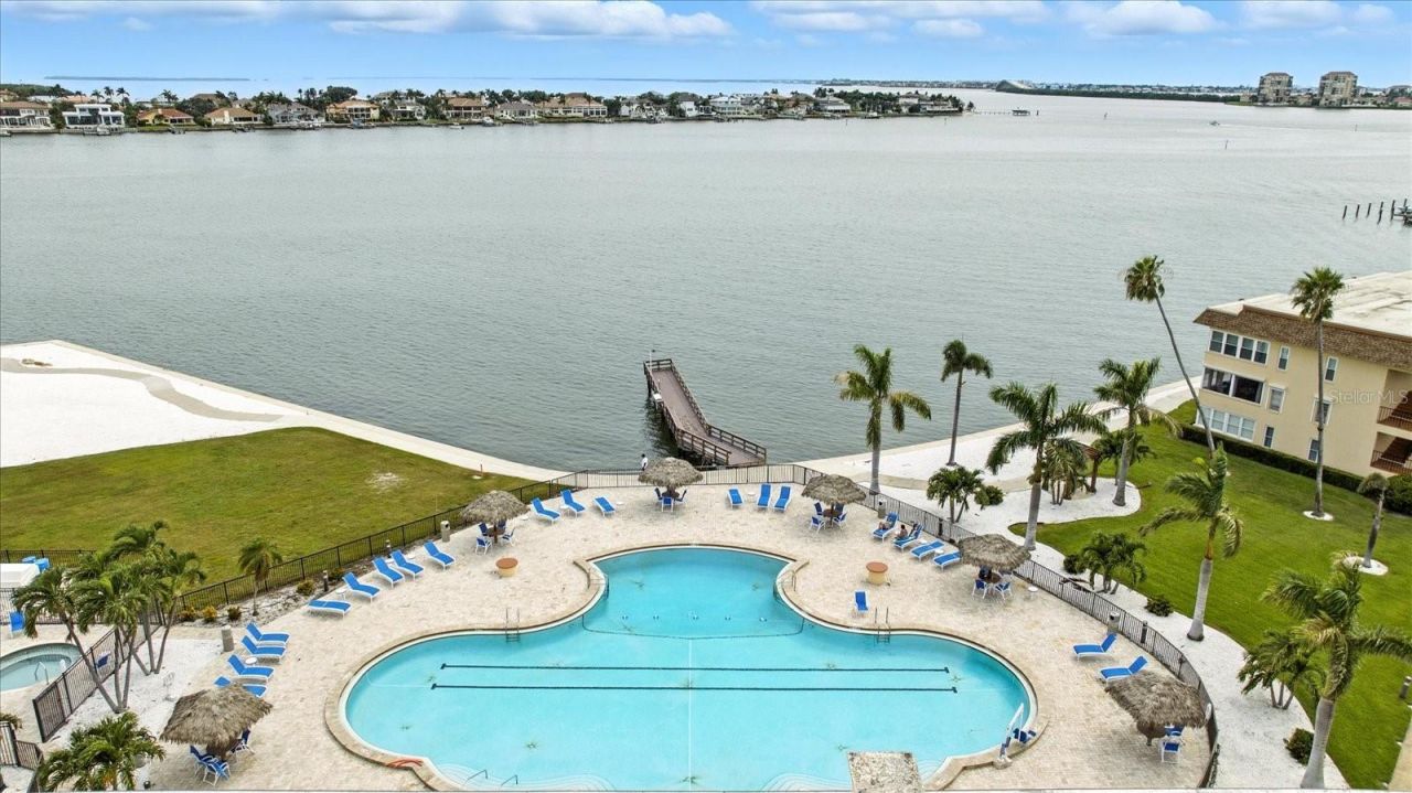 5020 Brittany Drive S, Unit 322, Saint Petersburg, FL 33715 Photo