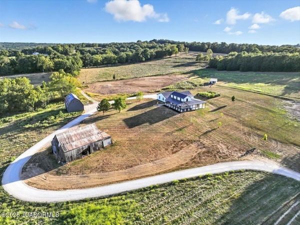 482 BUERSMEYER LANE, Westphalia, MO 65085