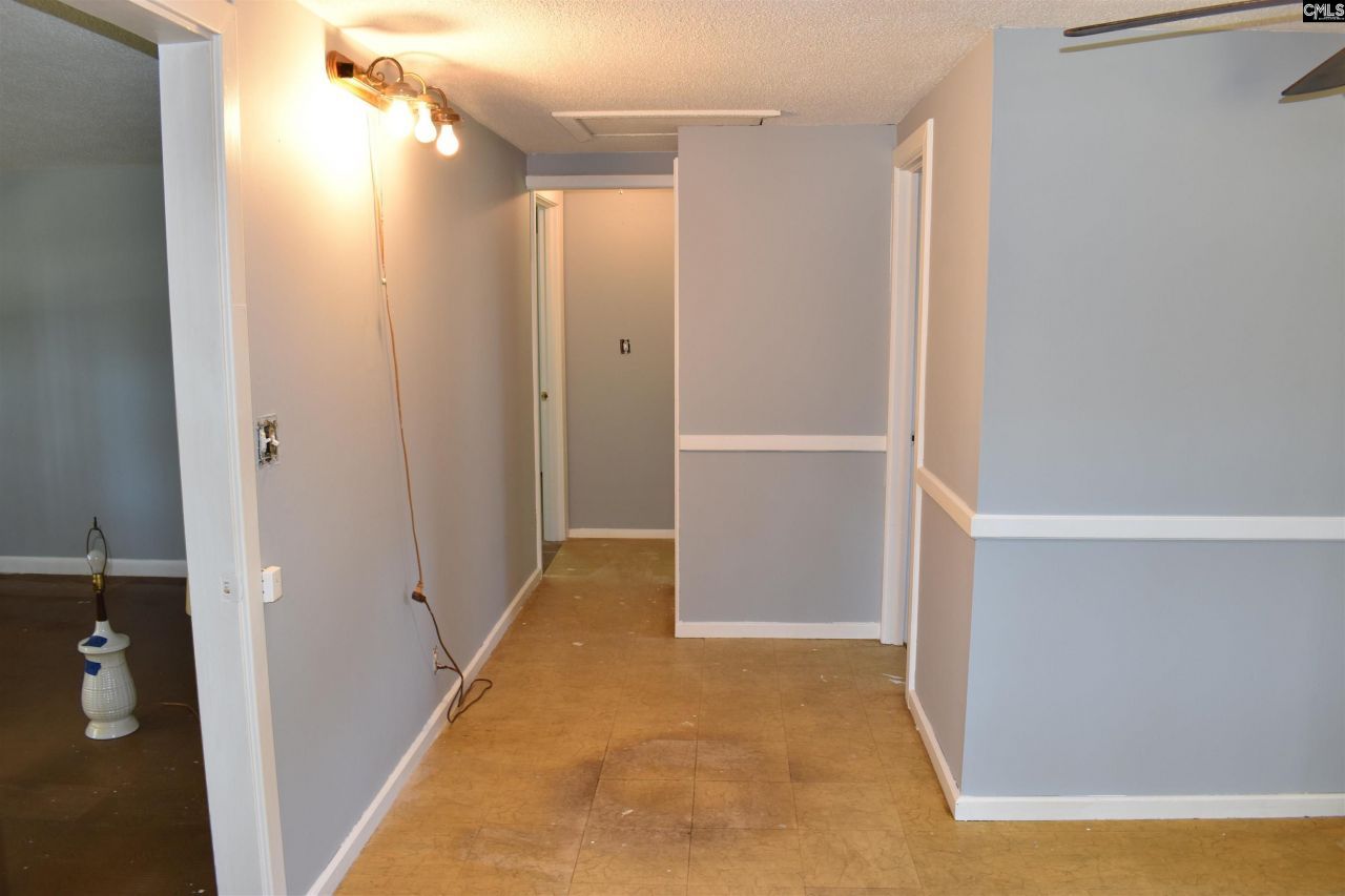3221 Princeton Road Photo 8