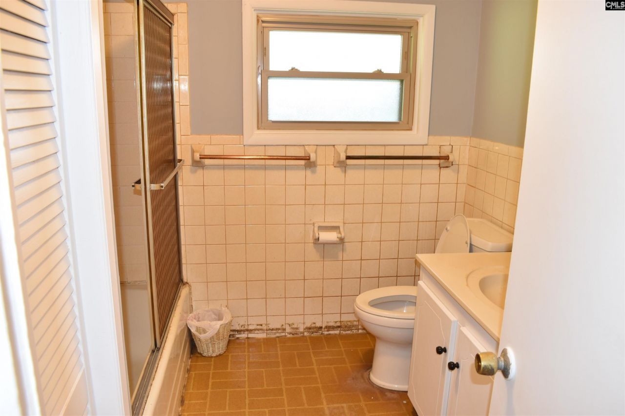 3221 Princeton Road Photo 9