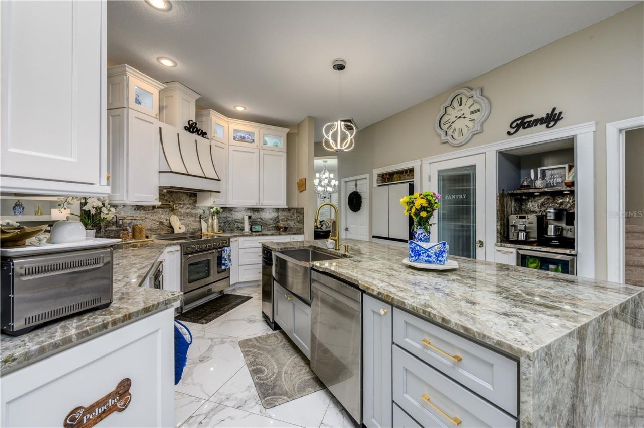 30331 Fairway Drive, Wesley Chapel, FL 33543 Photo