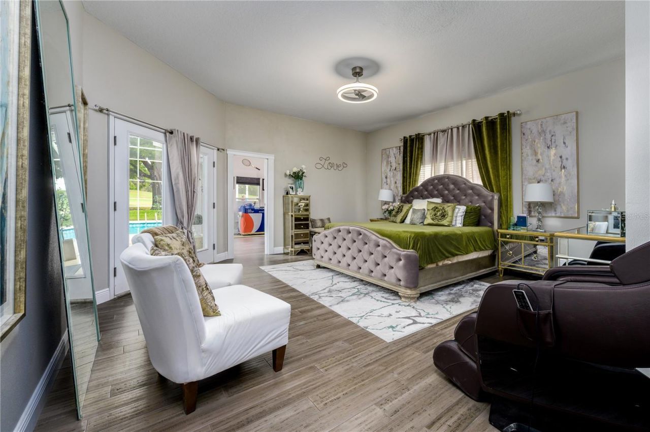 30331 Fairway Drive, Wesley Chapel, FL 33543 Photo