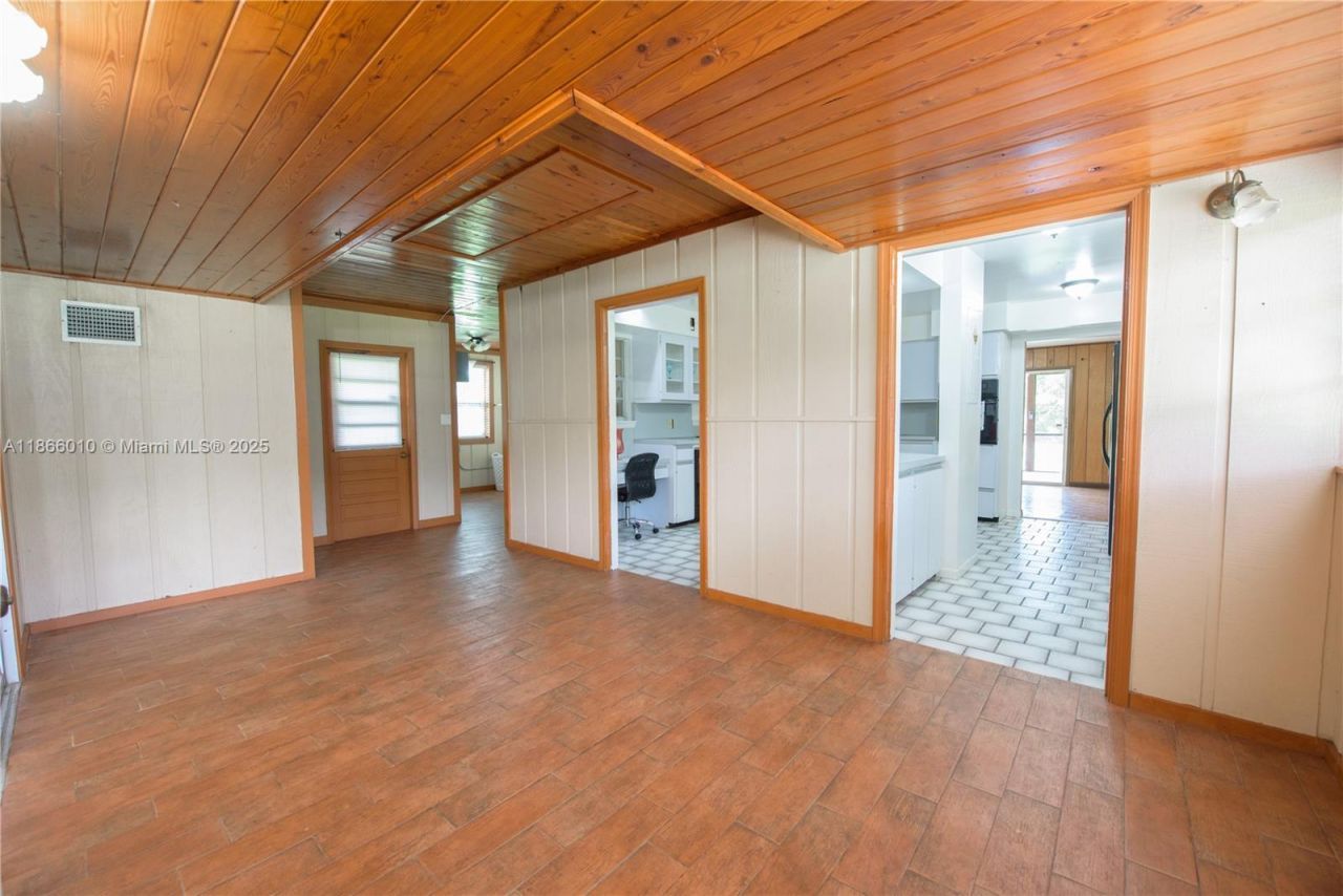 19365 SW 256th St, Homestead, FL 33031 Photo