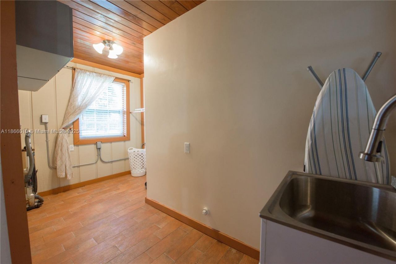 19365 SW 256th St, Homestead, FL 33031 Photo