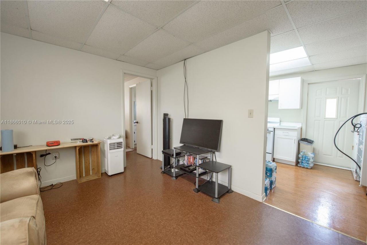 19365 SW 256th St, Homestead, FL 33031 Photo