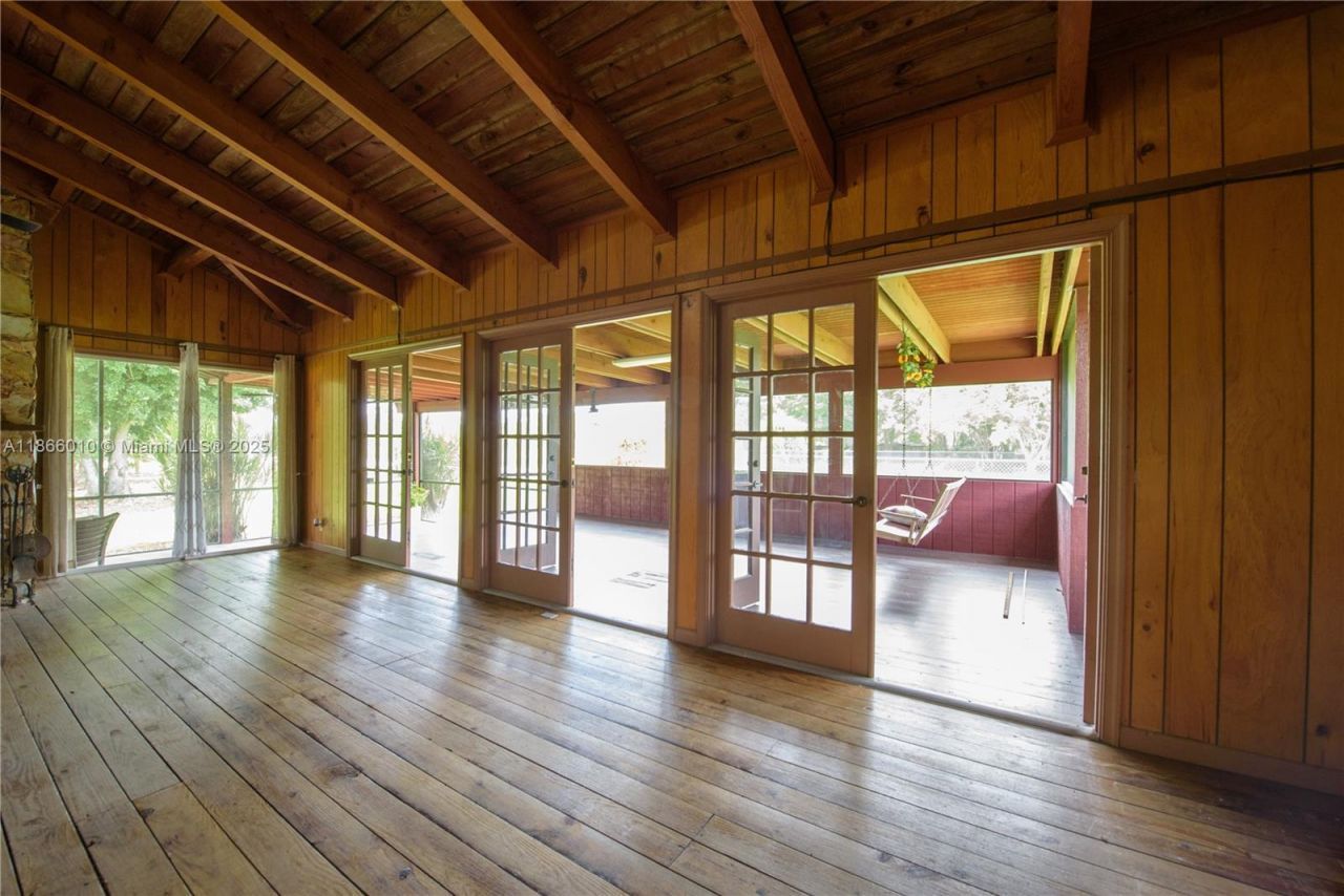 19365 SW 256th St, Homestead, FL 33031 Photo