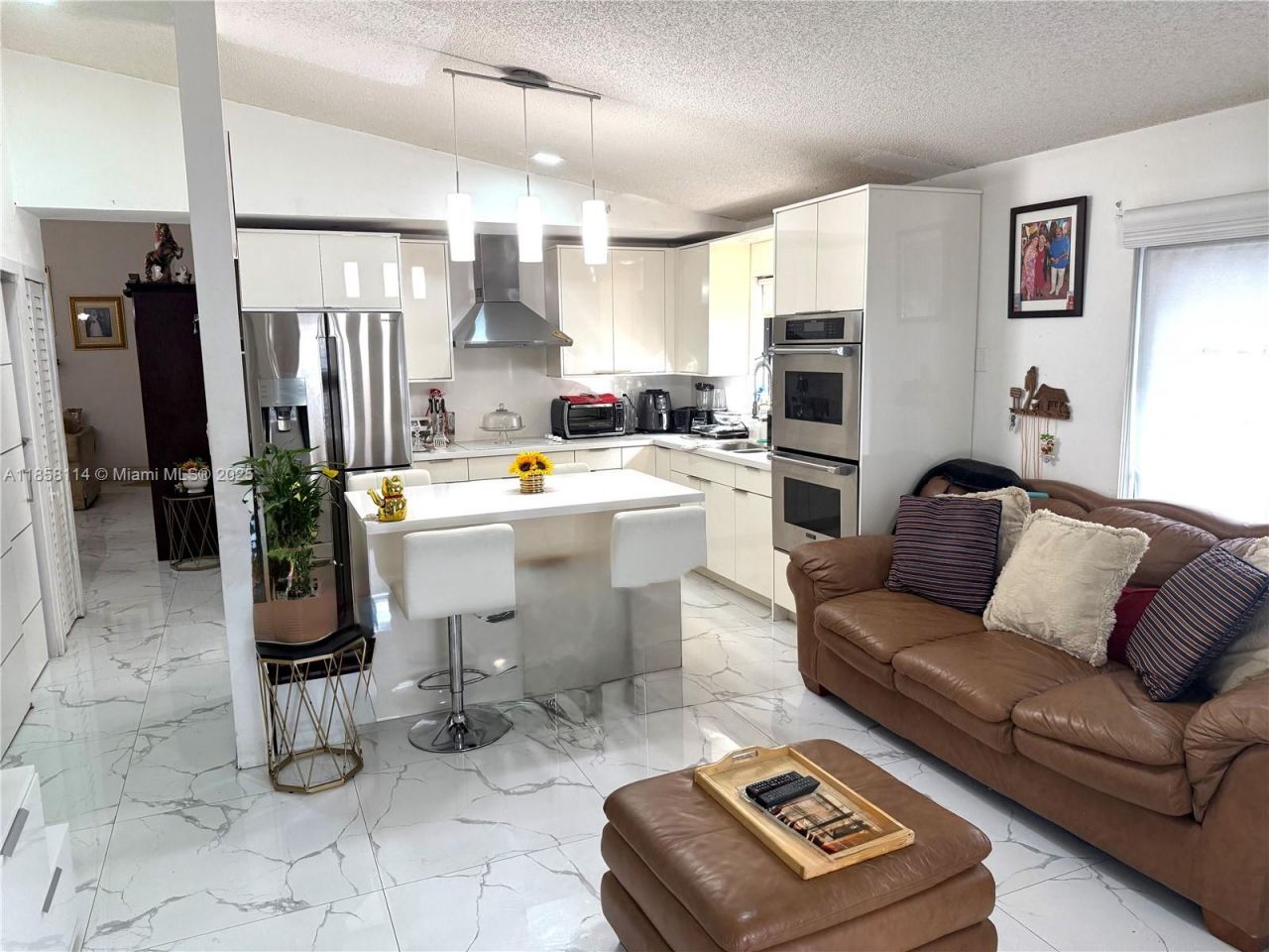 11266 SW 33rd St, Miami, FL 33165 Photo