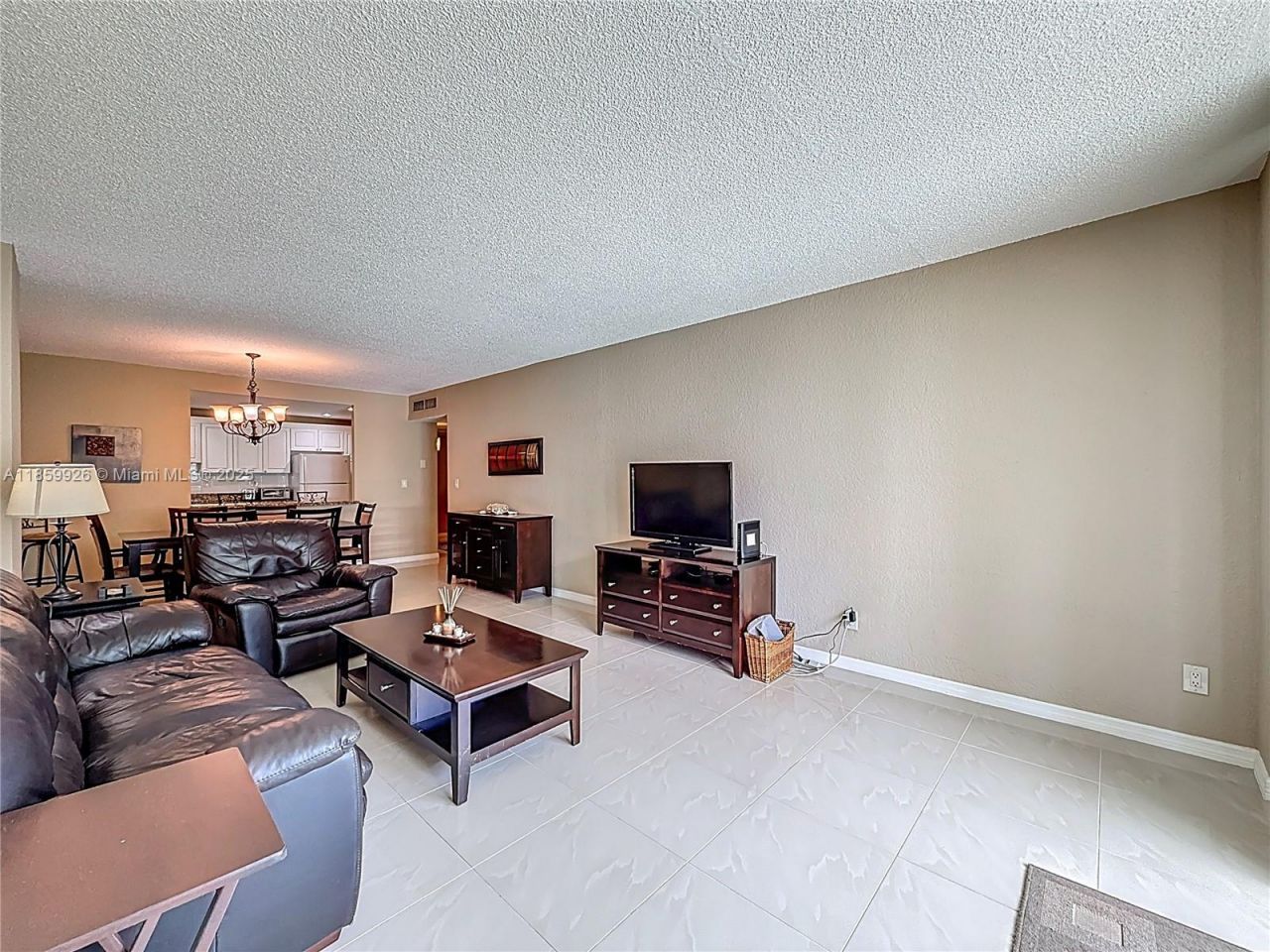 19380 Collins Ave, Unit 308, Sunny Isles Beach, FL 33160 Photo