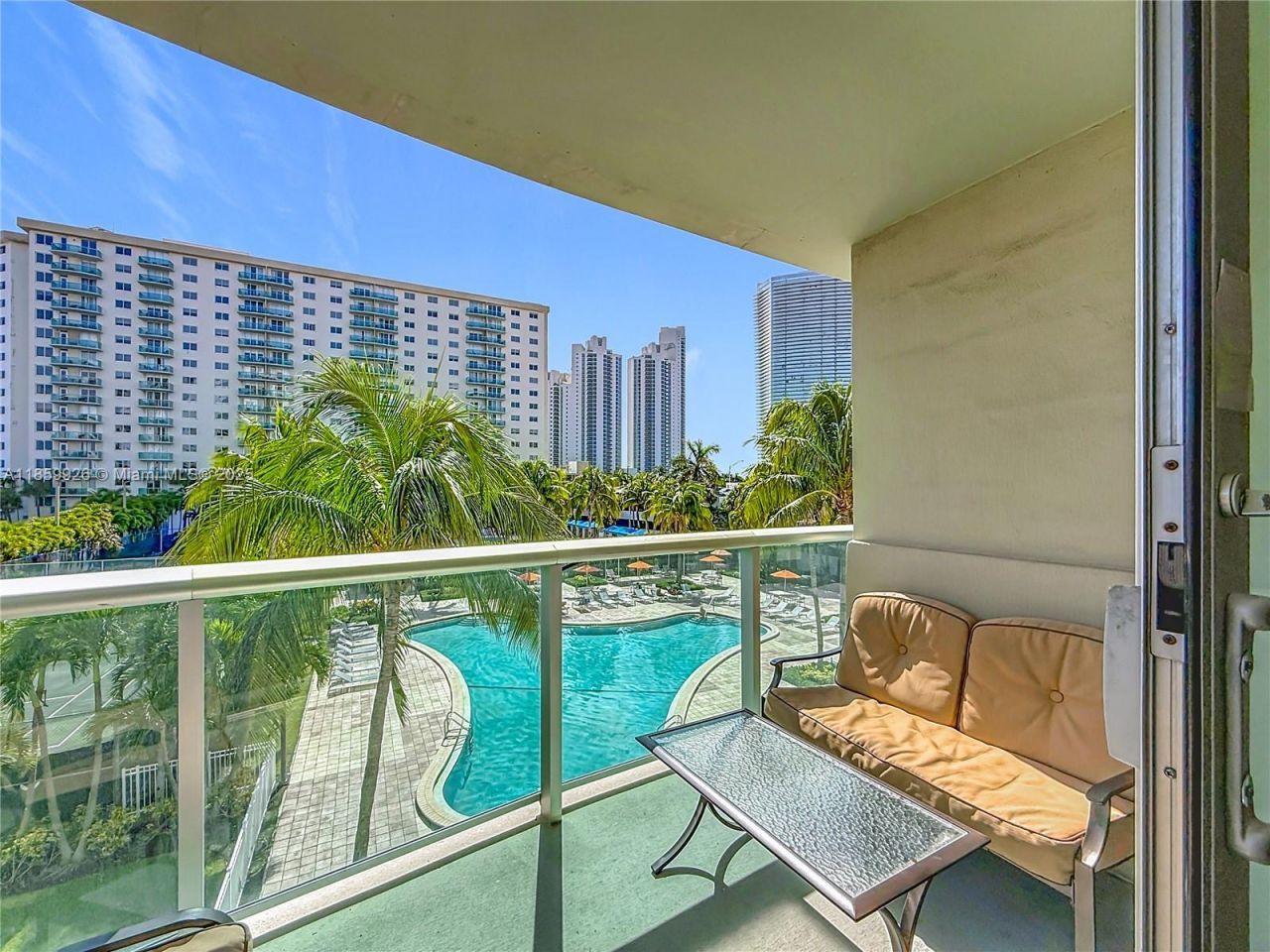 19380 Collins Ave, Unit 308, Sunny Isles Beach, FL 33160 Photo