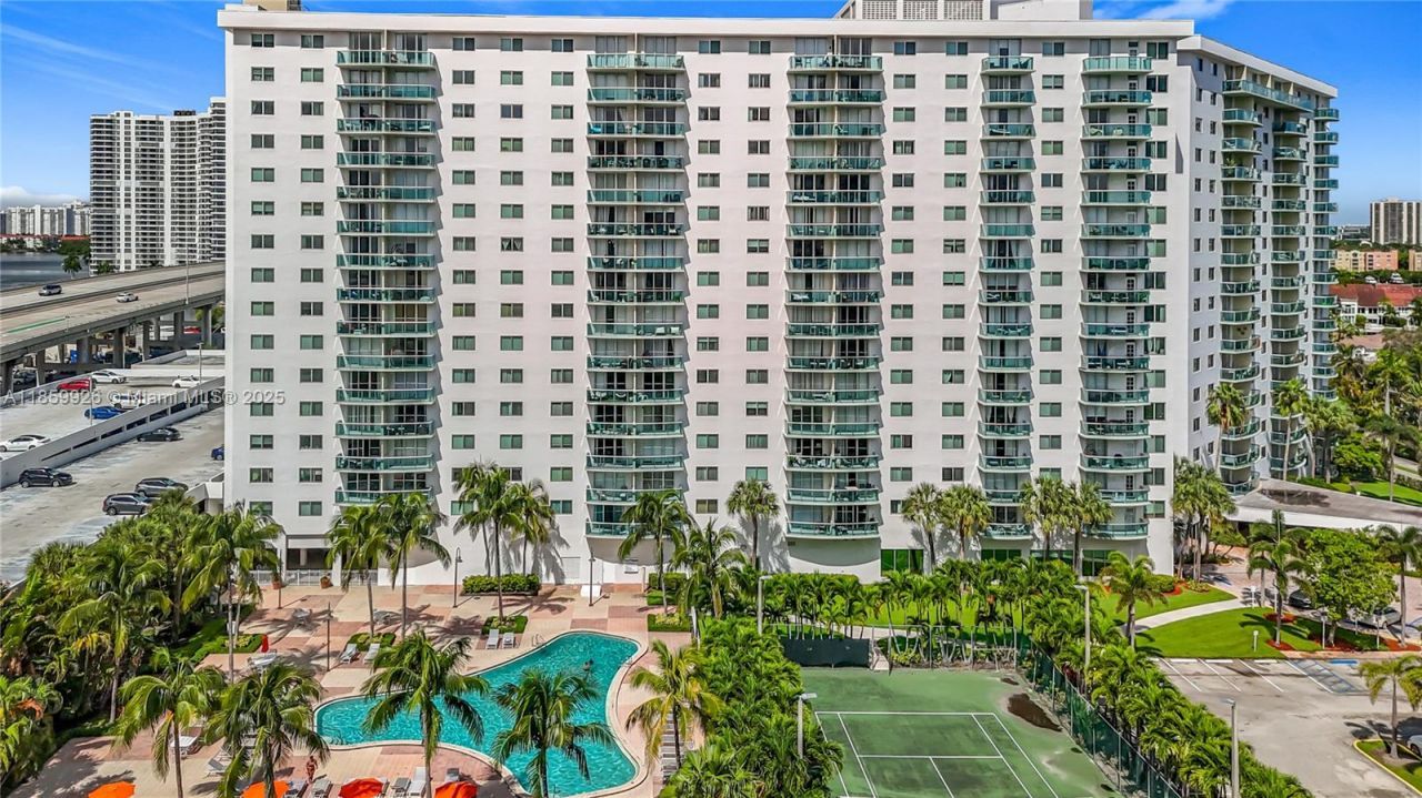 19380 Collins Ave, Unit 308, Sunny Isles Beach, FL 33160 Photo