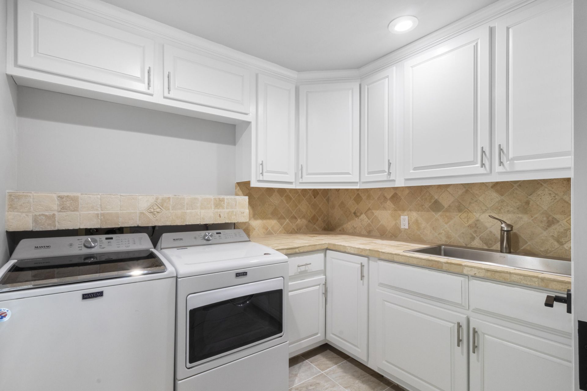 3561 Downwind Lane, North Fort Myers, FL 33917 Photo