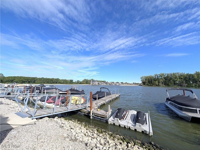 2564 S Waterside Court, Unit 221, Lakeside Marblehead, OH 43440 Photo 4