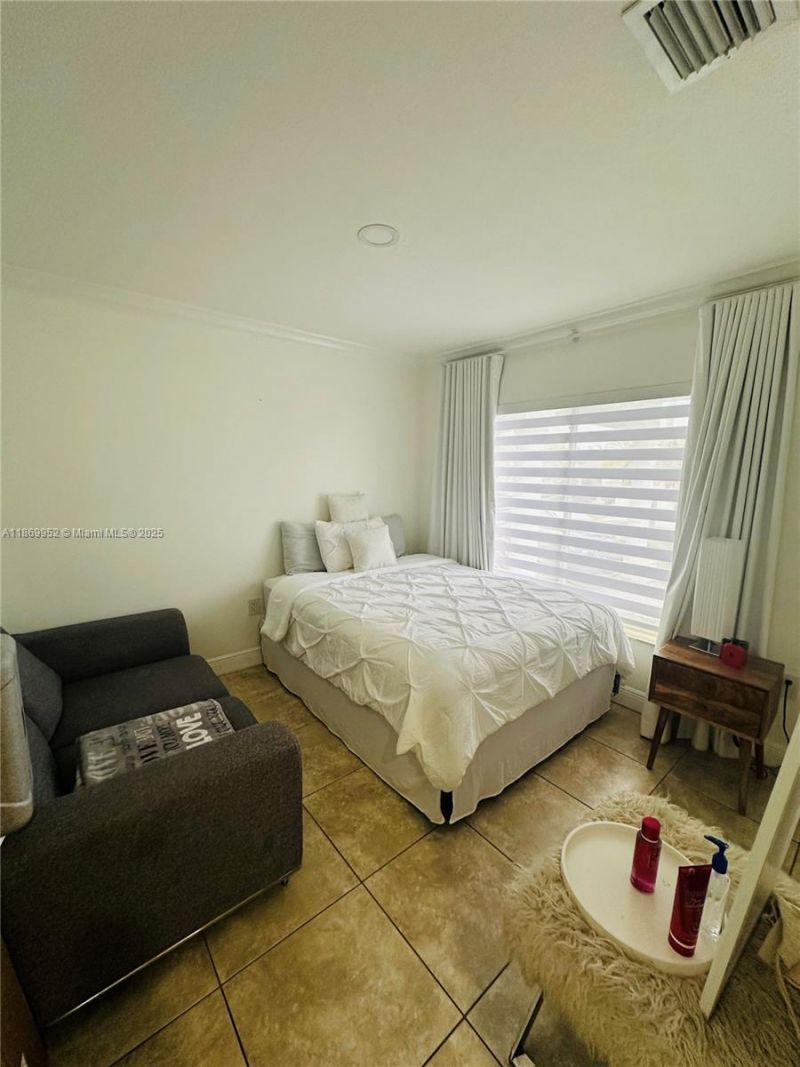 6040 SW 97th Ave, Miami, FL 33173 Photo