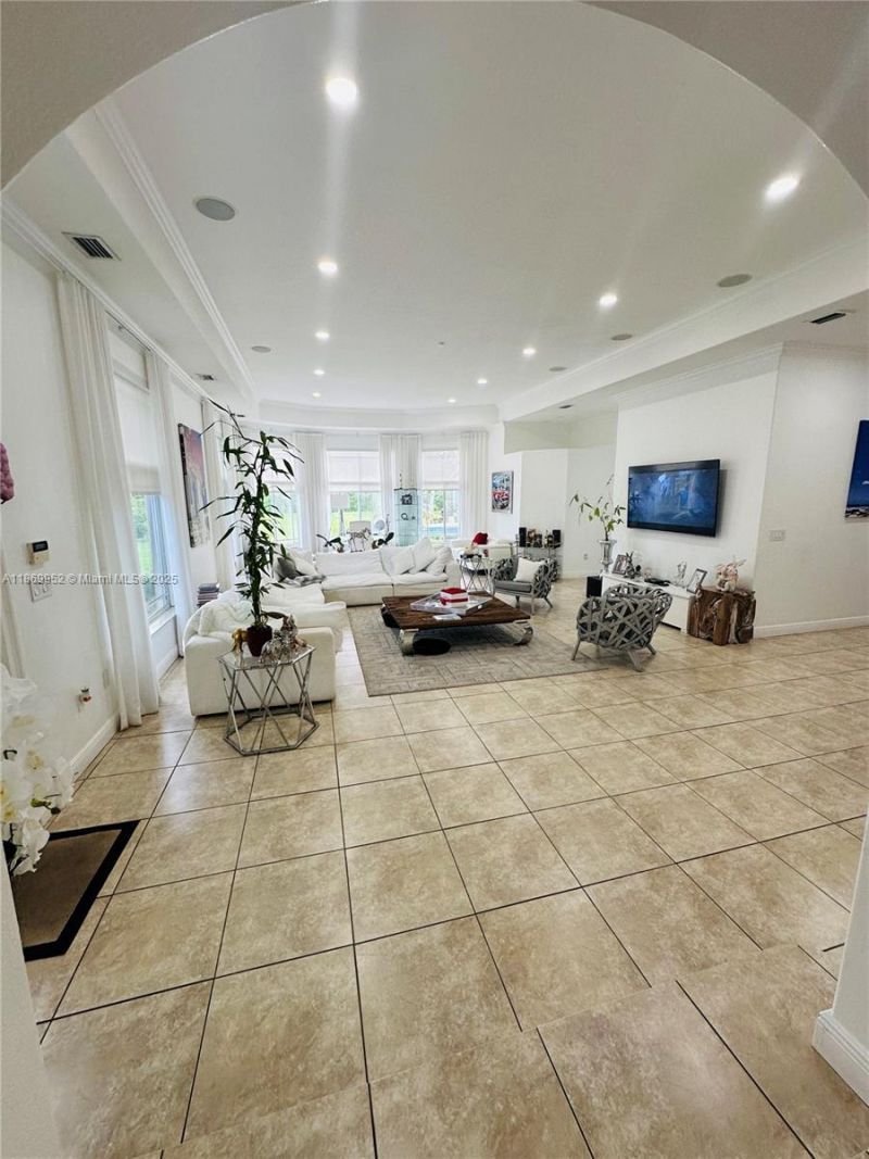 6040 SW 97th Ave, Miami, FL 33173 Photo