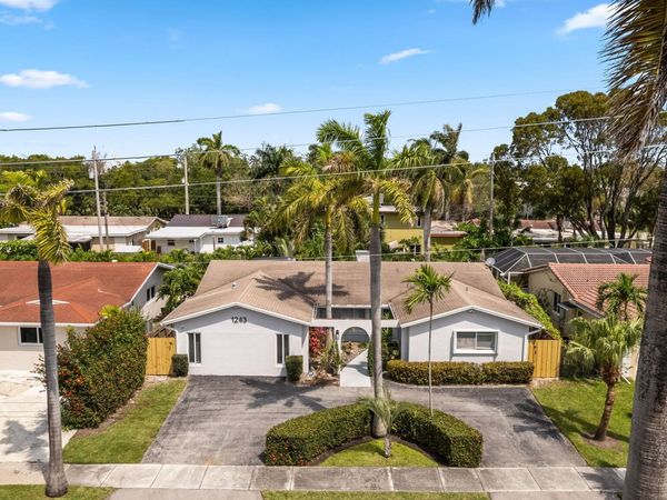 1243 Garfield Street, Hollywood, FL 33019