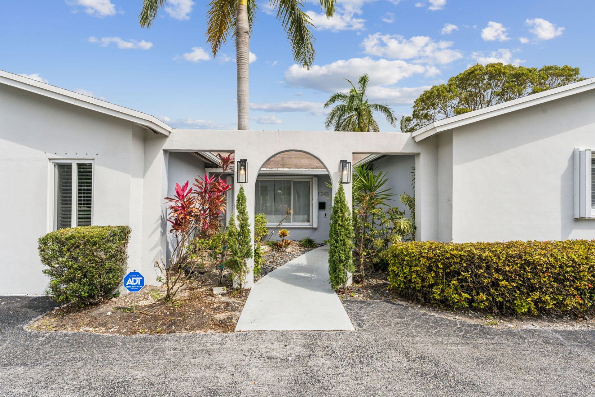1243 Garfield Street, Hollywood, FL 33019 Photo
