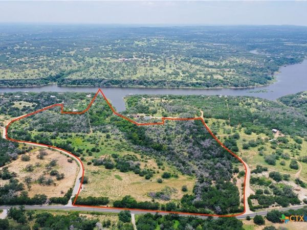 23601 Old Ferry Road, Unit 1, Spicewood, TX 78669