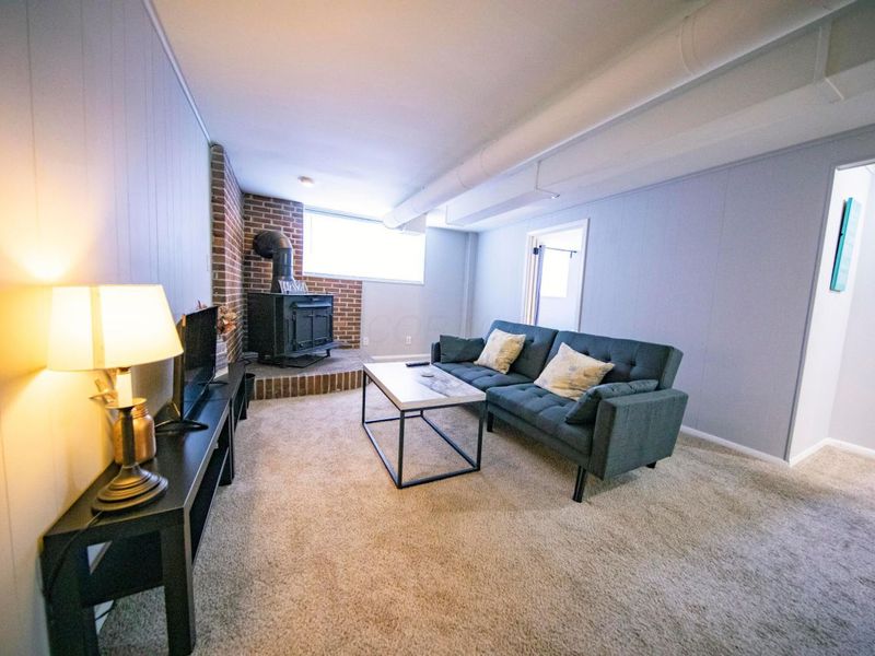 221 Lincolnshire Road, Columbus, OH 43230 Photo 5