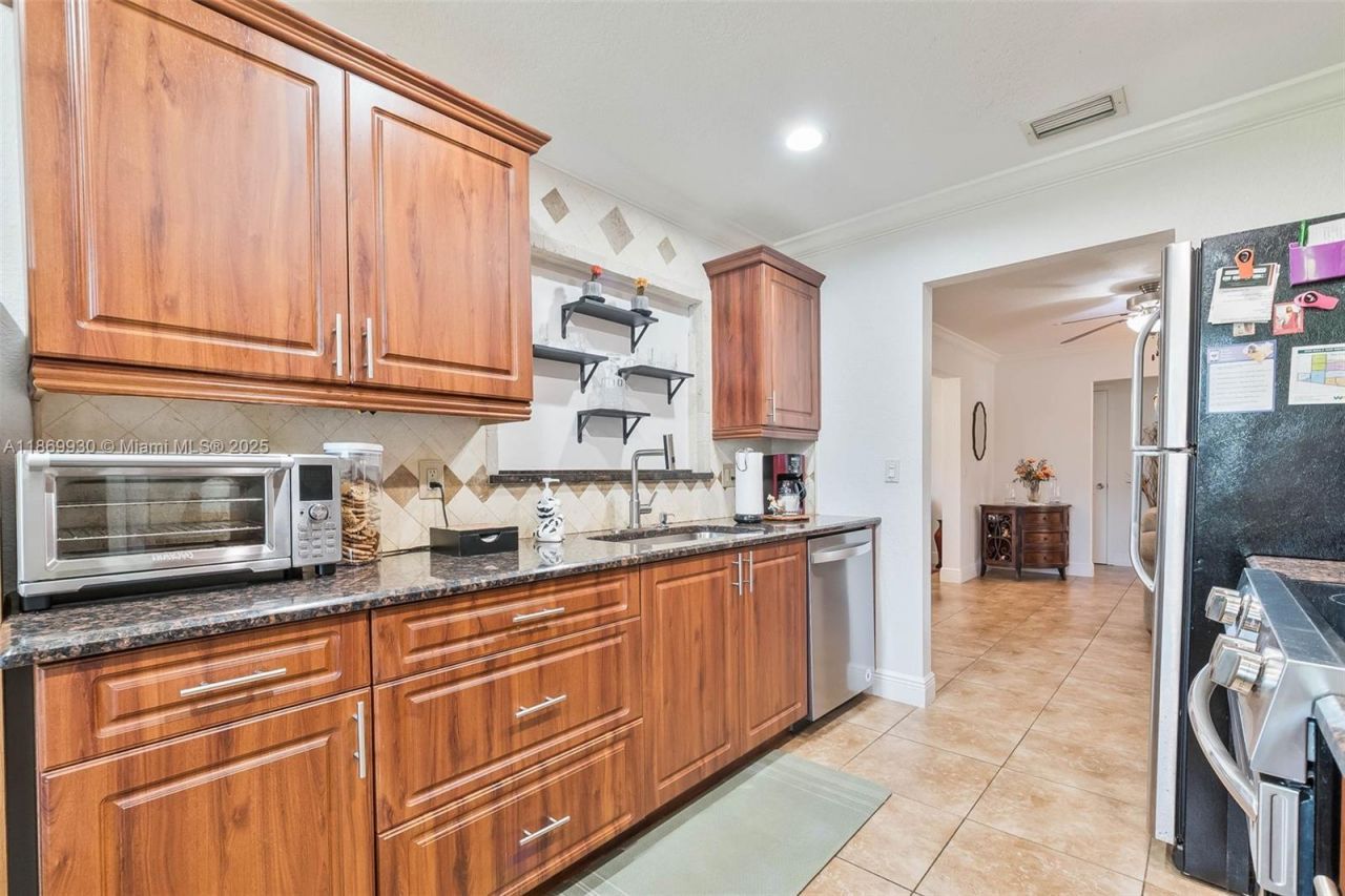 9021 NW 13th St, Plantation, FL 33322 Photo