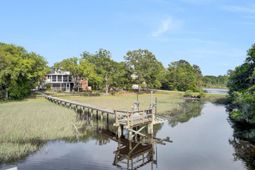 3984 Gift Boulevard photo 4