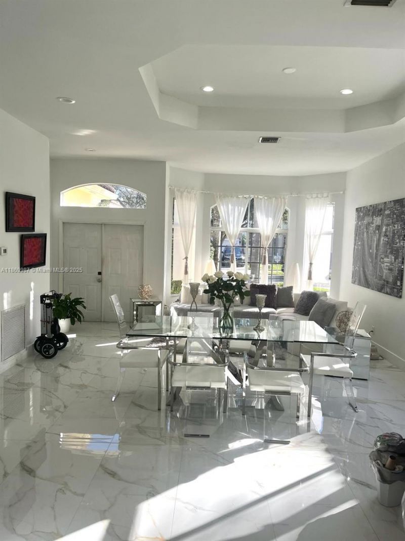 19353 SW 60th Ct, Pembroke Pines, FL 33332 Photo