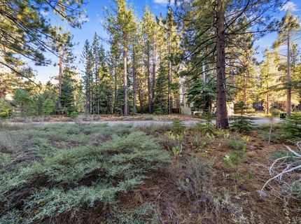 715 Shoshone Street, South Lake Tahoe, CA 96150 Photo