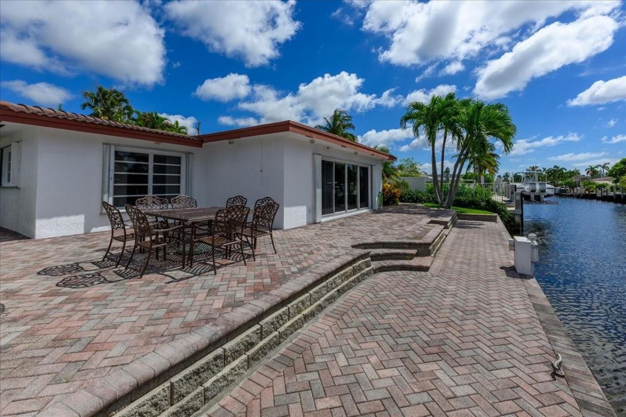 200 SE 11th Street, Pompano Beach, FL 33060 Photo