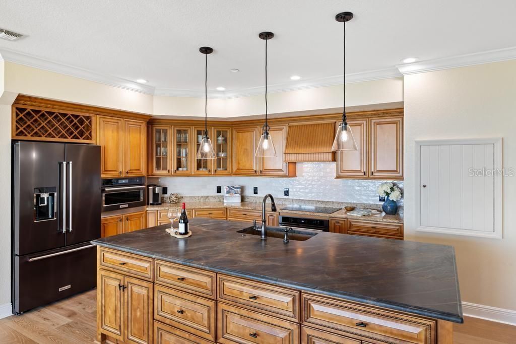 9781 Eagle Preserve Drive, Englewood, FL 34224 Photo