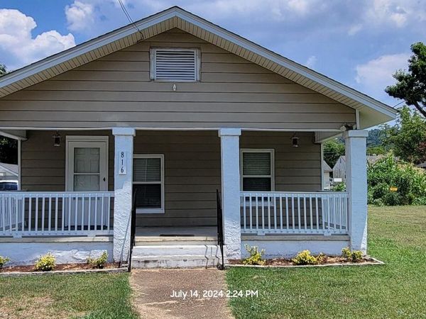 816 Indian Avenue, Rossville, GA 30741